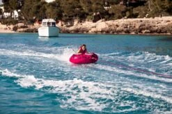 Jobe Rumble Funtube Hot Pink - 1 Persoons -Zwembad En Varen 230120003 actionshot 2 big resultaat