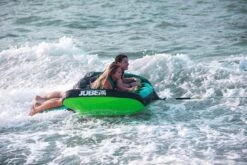 Jobe Revolve Funtube - 2 Persoons -Zwembad En Varen 230220001 actionshot 5 big resultaat