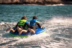 Jobe Storm Funtube Pakket - 2 Persoons 11 Jobe Storm Funtube Pakket - 2 Persoons -Zwembad En Varen 230220007 actionshot 3 big resultaat