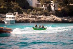 Jobe Revolve Funtube - 3 Persoons -Zwembad En Varen 230320001 actionshot 5 big resultaat