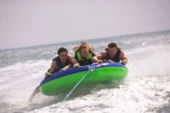 Jobe Tornado Funtube - 3 Persoons 13 Jobe Tornado Funtube - 3 Persoons -Zwembad En Varen 230320007 actionshot 2 big resultaat