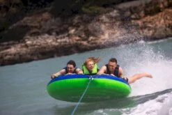 Jobe Tornado Funtube - 3 Persoons 12 Jobe Tornado Funtube - 3 Persoons -Zwembad En Varen 230320007 actionshot 3 big resultaat