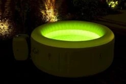 Bestway Lay-Z Spa Tahiti AirJet Opblaasbare Spa - 4 Persoons -Zwembad En Varen 800 1200 60007 night scene 0011 pr web