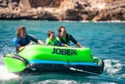 Jobe Lunar Funtube - 3 Persoons 14 Jobe Lunar Funtube - 3 Persoons -Zwembad En Varen 900 1350 230320008 actionshot 6 big