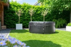 EXIT TOYS EXIT Silver Classic Opblaasbare Spa - 3 Persoons -Zwembad En Varen exit silver classic opblaasbare spa 3 persoons in tuin