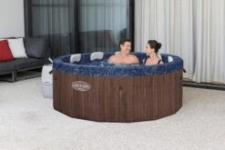 Bestway Lay-Z Spa Toronto AirJet Opbouw Spa - 7 Persoons -Zwembad En Varen lay z spa toronto airjet opbouw spa 7 persoons24